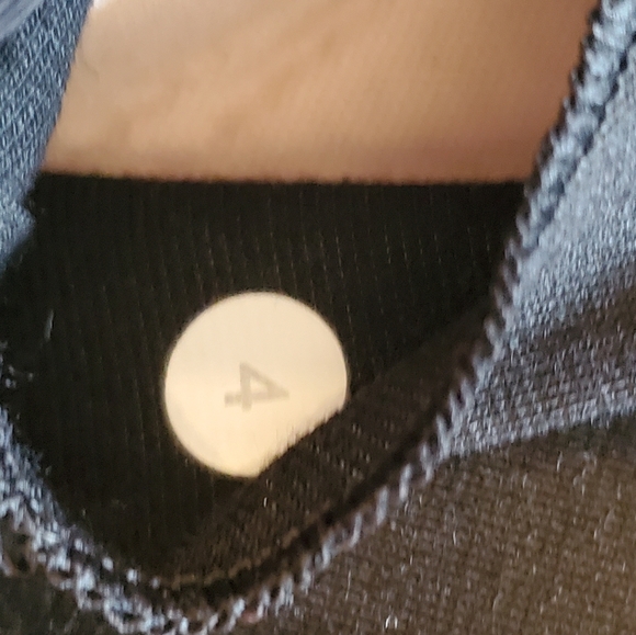 Lululemon Pedal Pace Tank - Dream Catcher Embossed Black - Picture 9 of 10